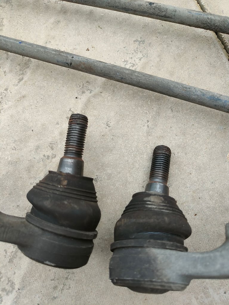 Citroen C4 Picasso MK2 2014 shock absorber 