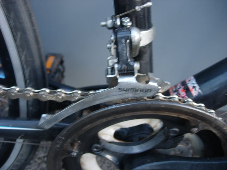 Junior Racing/ Road Bike by Dawes, black, Good Condition, JUST SERVICED, CHEAP PRICE!!!!!!!!!!!!!!!