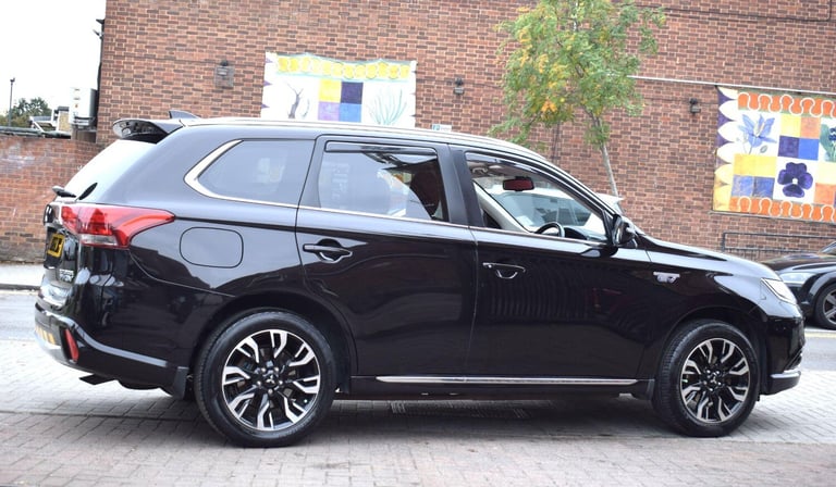 2016 Mitsubishi Outlander 2.0h 12kWh GX5h CVT 4WD Euro 6 (s/s) 5dr ESTATE Petrol/Electric Hybrid ...