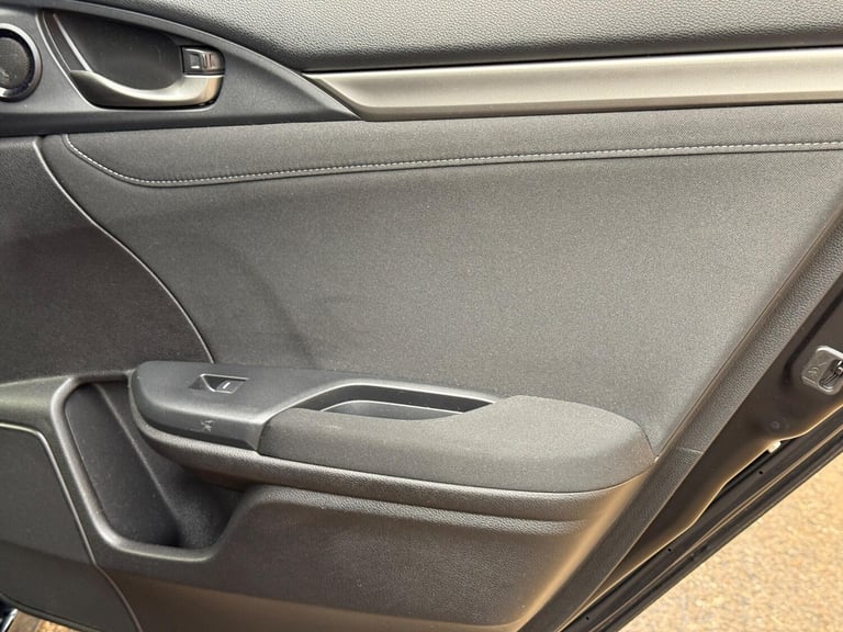 2017 Honda Civic 1.0 VTEC Turbo SR Euro 6 (s/s) 5dr Petrol