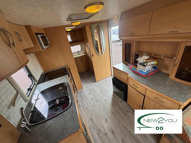 2003 Lunar Delta 520/2 2 Berth Caravan - STOCK NO E205