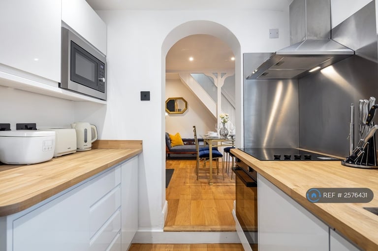 2 bedroom house in Clewer Fields, Windsor, SL4 (2 bed) (#2576431)