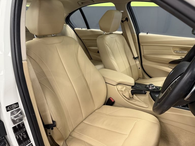 2014 BMW 3 Series ActiveHybrid 3 3.0 Luxury Step Saloon Saloon HYBRID ELECTRIC Automatic