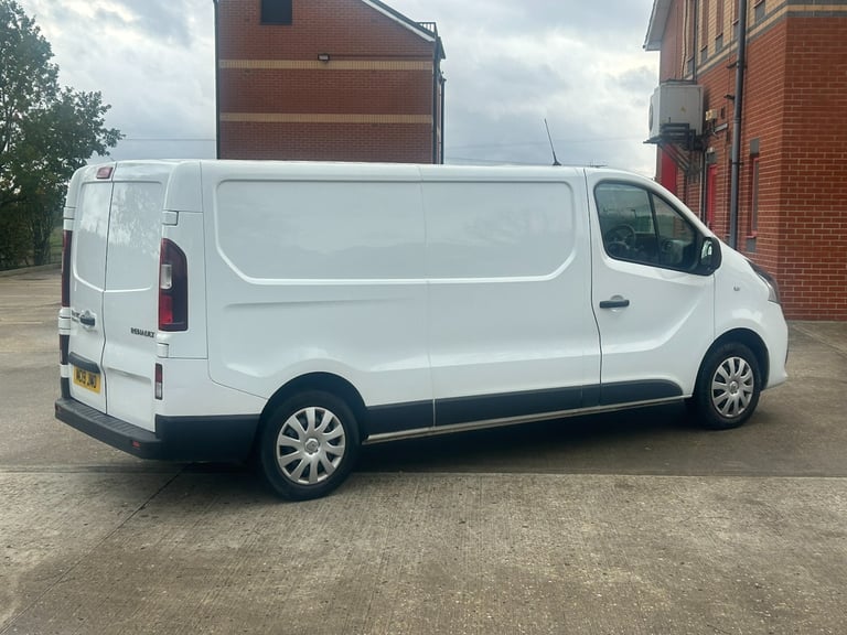 2019 19 Renault Trafic 1.6 DCI Business + LWB , NO VAT , 12 mth MOT , Sat nav 