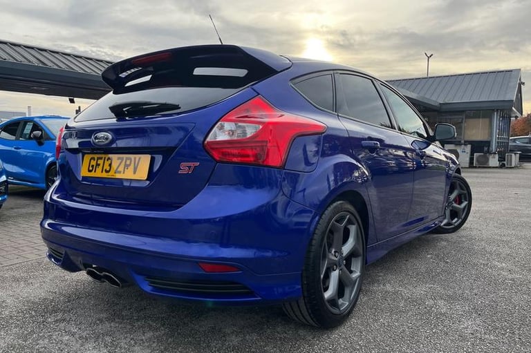 2013 Ford Focus 2.0T ST-3 5dr HATCHBACK PETROL Manual