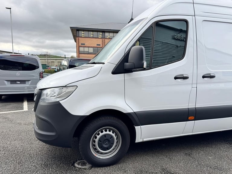 2025 Mercedes-Benz Sprinter 3.5t H2 Pro Van PANEL VAN DIESEL Manual