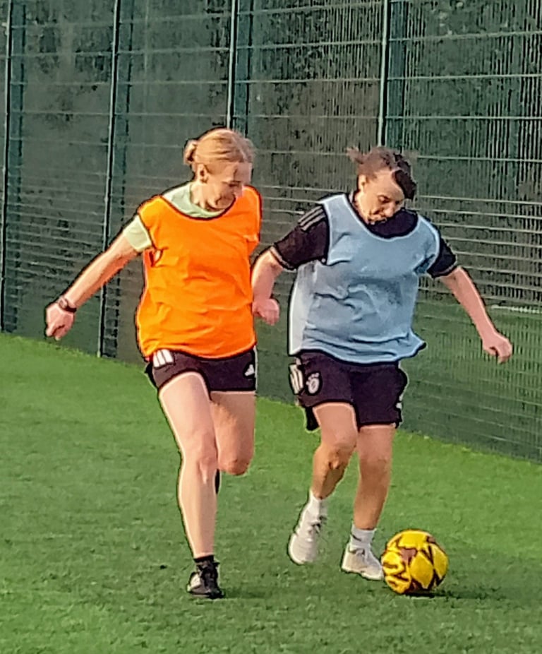 WOMENS RECREATIONAL 5 A SIDE FOOTBALL