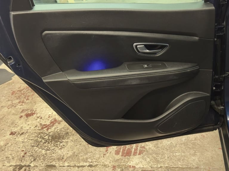 2019 Renault Grand Scenic 1.7 Blue dCi Signature MPV 5dr Diesel Manual Euro 6 (s/s) (120 ps) MPV ...