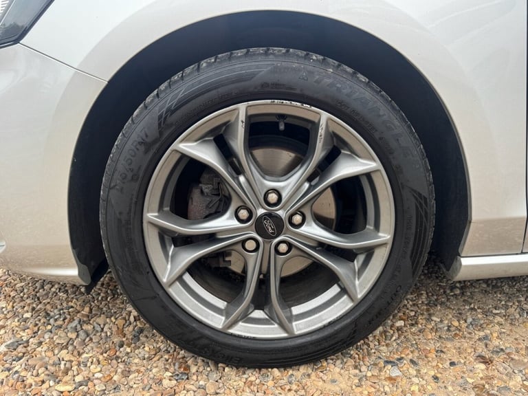 2019 Ford Focus 1.0T EcoBoost ST-Line Hatchback 5dr Petrol Manual Euro 6 (s/s) (125 ps) Hatchback...