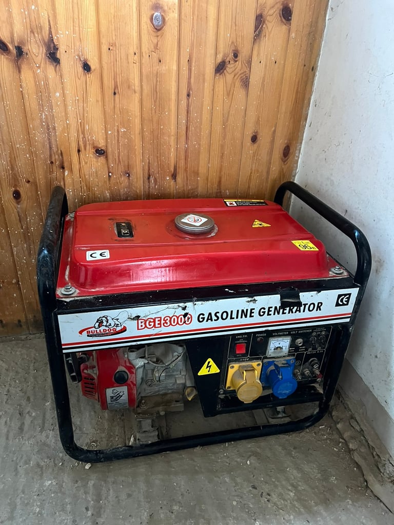 Bulldog BGE 3000 Petrol Generator 6.5 HP
