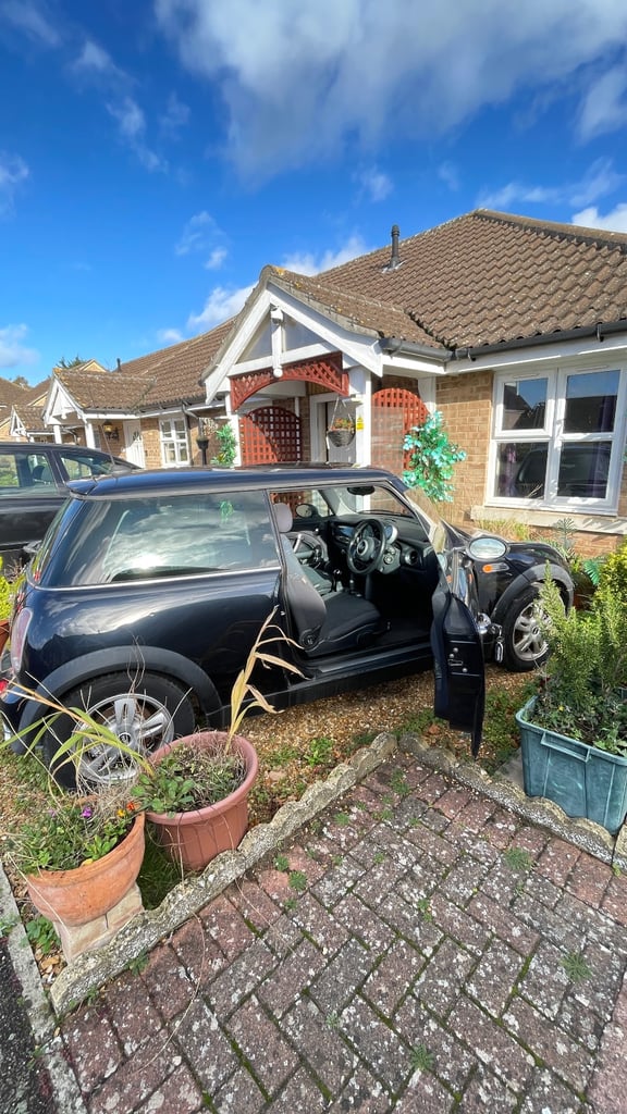 Mini, HATCHBACK, Hatchback, 2004, Manual, 1598 (cc), 3 doors