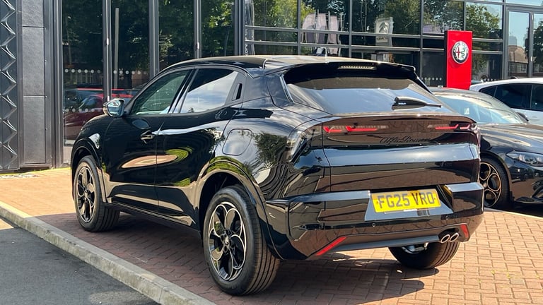 2025 Alfa Romeo Junior 1.2 MHEV Ibrida SUV 5dr Petrol Hybrid e-DCT Euro 6 (s/s) (136 ps) SUV Hybr...