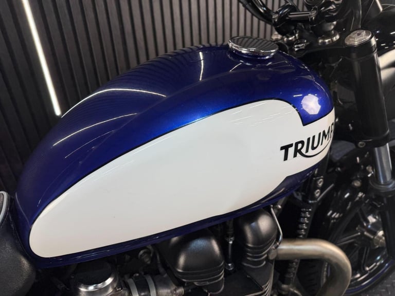 2015 Triumph Bonneville Newchurch 865