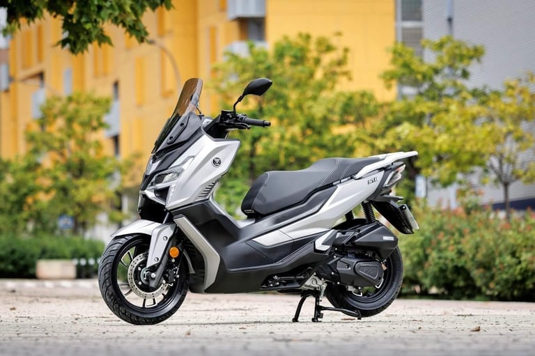 image for Voge SR1 Prestigious 125cc Scooter