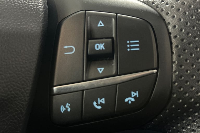 2023 Ford Puma 283986 Hatchback Petrol Manual