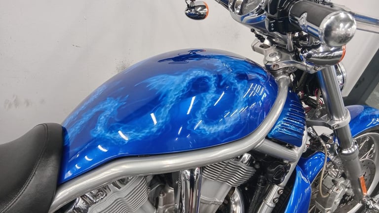 HARLEY DAVIDSON VRSCAW VROD ** 12 MONTH MOT -CUSTOM PAINT JOB - REMUS EXHAUST **