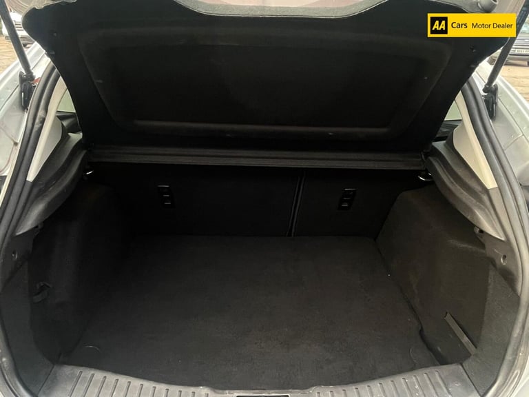 2015 Ford Focus 1.5 TDCi Zetec Hatchback 5dr Diesel Manual Euro 6 (s/s) (120 ps) Hatchback Diesel...