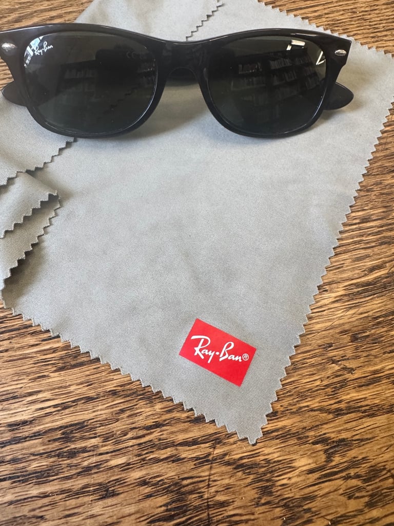 image for Ray-Ban New Wayfarer Classic Black Sunglasses – Made in Italy