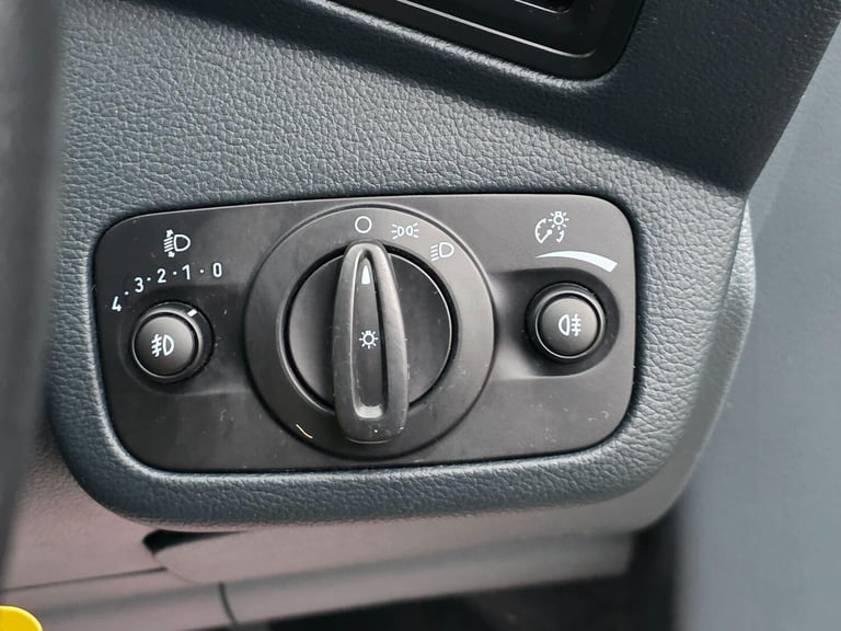 2015 Ford C-Max 1.6 TDCi Zetec Euro 5 5dr MPV Diesel Manual