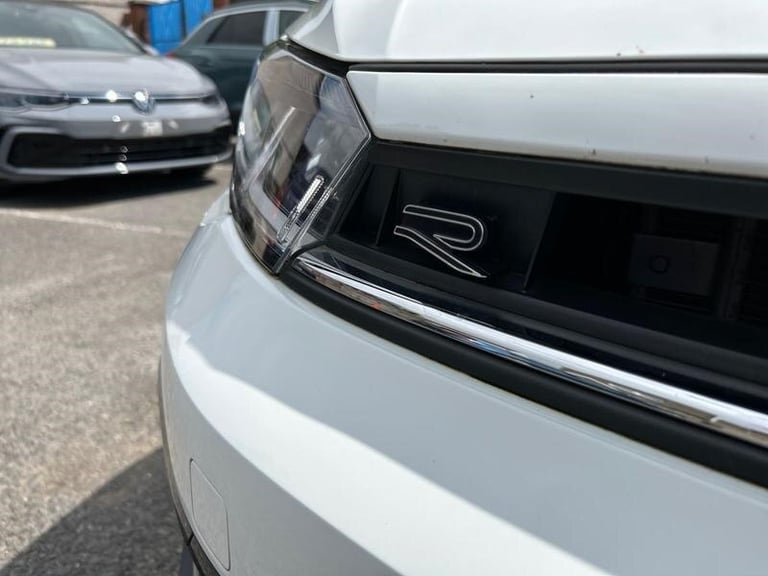 2022 Volkswagen Polo MK6 Facelift (2021) 1.0 TSI 95PS R-Line MANUAL Hatchback Petrol Manual