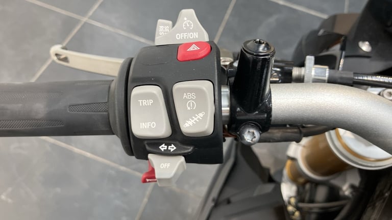 2016 BMW S1000 BMW S1000R SPORT (20MY) ROADSTER Petrol Manual