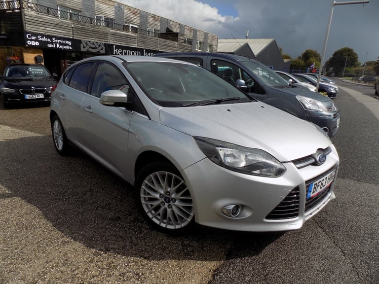2013 Ford Focus 1.6 Zetec 5dr HATCHBACK Petrol Manual