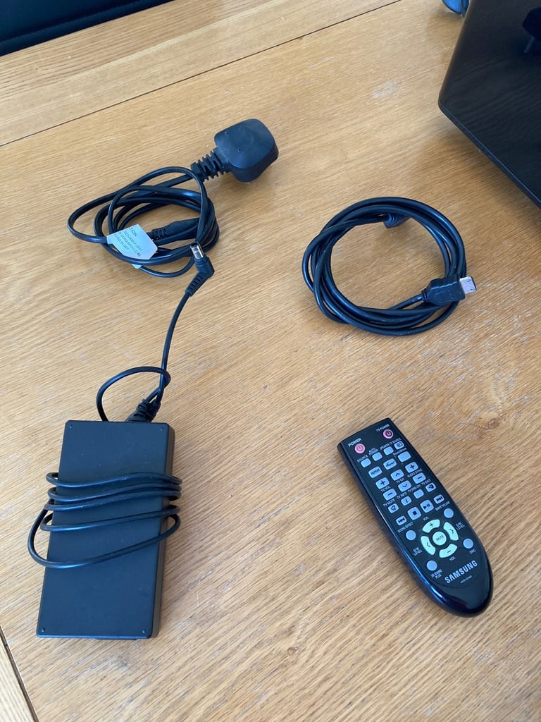 Samsung Soundbar and Sub ONLY £10