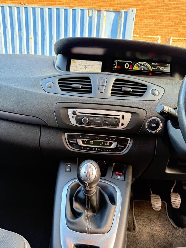 2015 Renault Scenic 1.5 dCi Limited Nav Euro 6 (s/s) 5dr MPV Diesel Manual