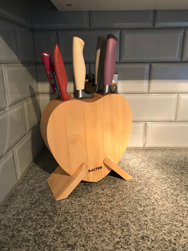 Salter wooden heart-shaped kitchen utensil storage block