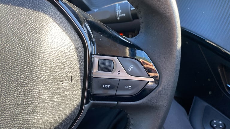 2024 Peugeot 208 50kWh E-Style Hatchback 5dr Electric Auto (7.4kW Charger) (136 ps) Hatchback Ele...