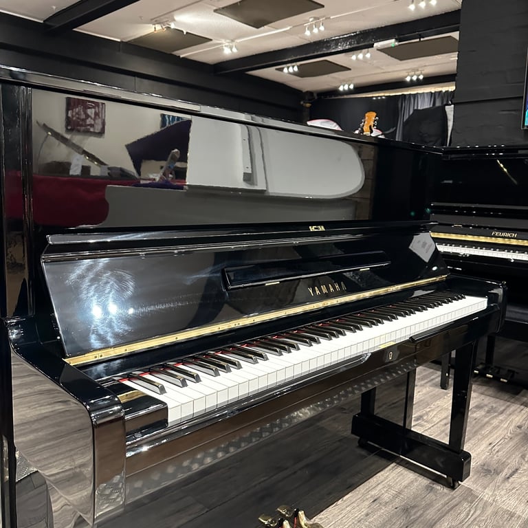 REDUCTION: Yamaha U1 Upright Piano Black | Delivery, Warranty, Stool, Tuning