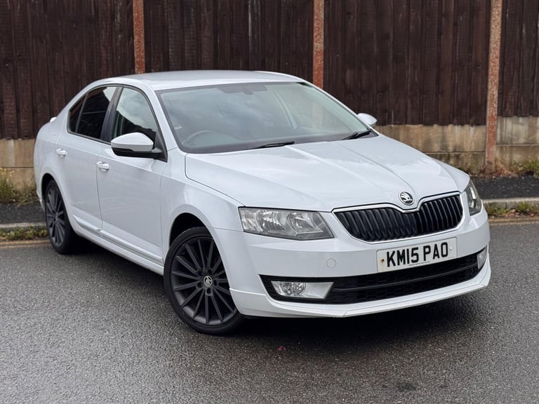 2015 Skoda Octavia 1.6 TDI Black Edition DSG Euro 5 (s/s) 5dr HATCHBACK Diesel Automatic