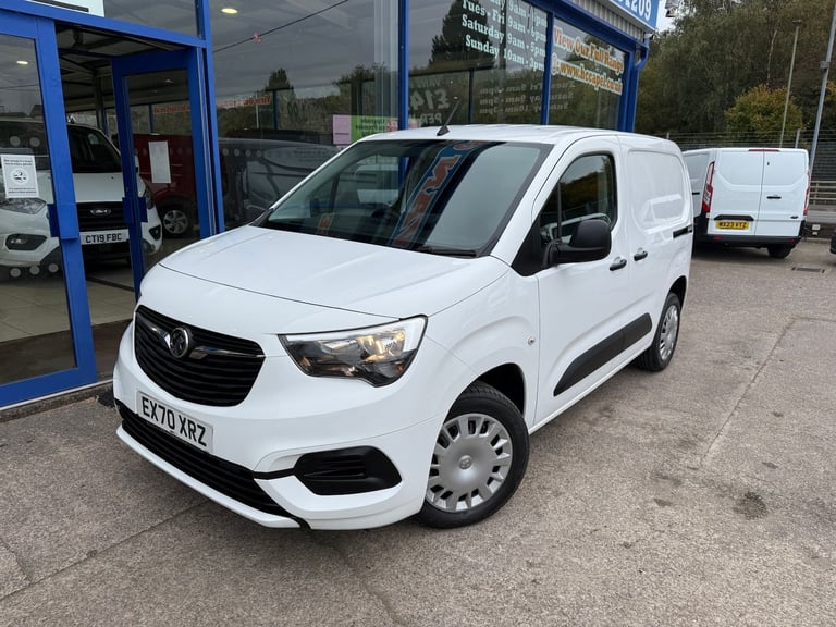 2020 Vauxhall Combo 1.5 Turbo D 2000 Sportive Panel Van 4dr Diesel Manual L1 H1 Euro 6 100 ps Pan...