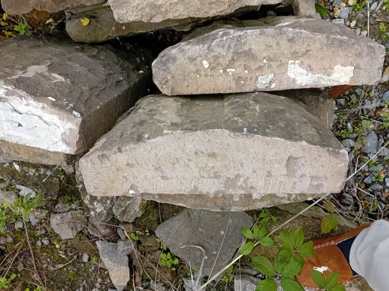 pennant stone copings