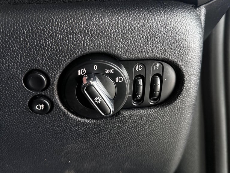 2021 MINI Convertible 1.5 Cooper Exclusive 2dr Auto CONVERTIBLE PETROL Automatic