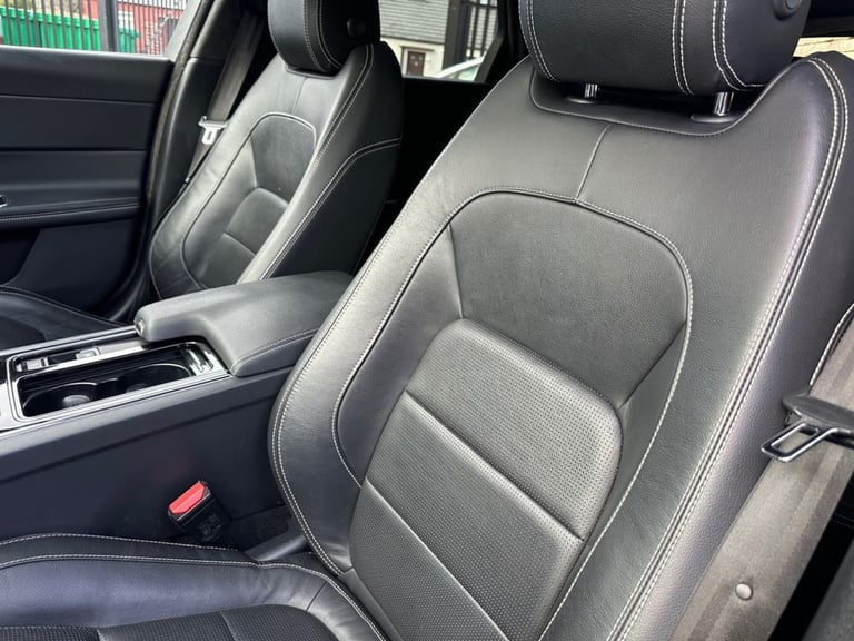 2019 Jaguar XF 2.0d R-Sport Sportbrake 5dr Diesel Auto Euro 6 (s/s) (180 ps) Estate Diesel Automatic