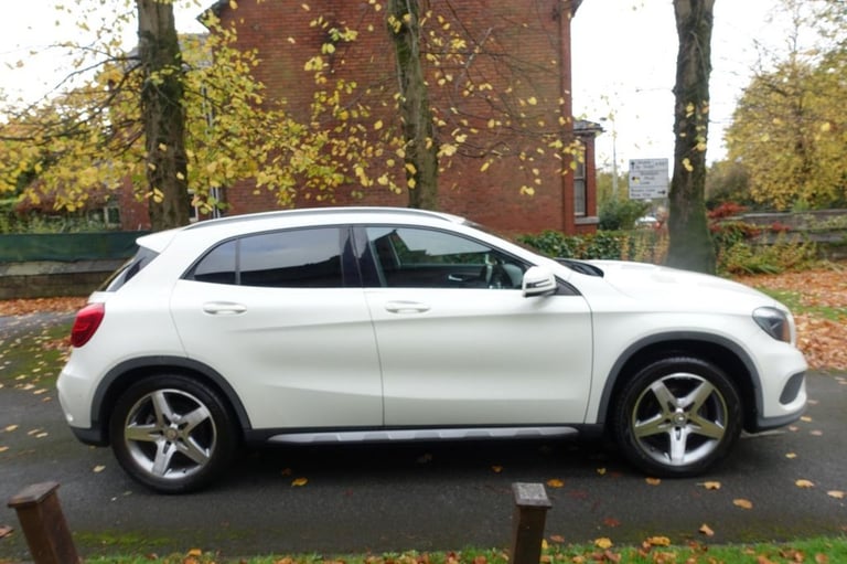 2016 Mercedes-Benz GLA GLA 200d AMG Line 5dr Auto [Executive] ESTATE DIESEL Automatic