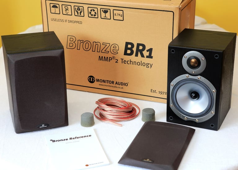 Monitor Audio Bronze BR1 - Hi-Fi Speakers - as new with all packaging & papers