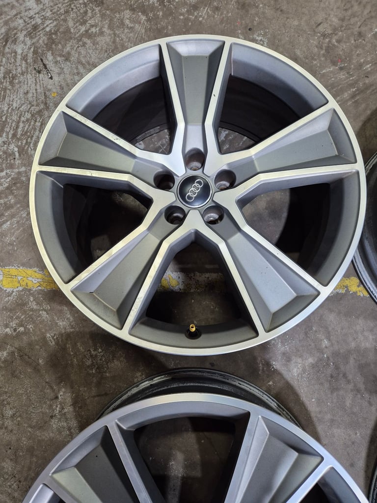 Audi alloy wheels 20 inch a4 a5 a6 a7 a8 q3 q5 q7