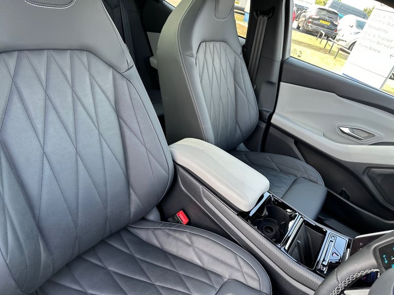 2025 Ford Explorer 210kW Premium 77kWh 5dr Auto HATCHBACK ELECTRIC Automatic
