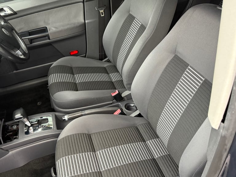 2009 Volkswagen Polo 1.4 Match 80 5dr Auto HATCHBACK Petrol Automatic