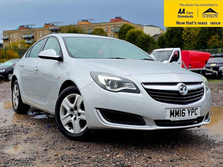 2016 Vauxhall Insignia 1.6 CDTi Design Hatchback 5dr Diesel Auto Euro 6 (136 ps) Hatchback Diesel...