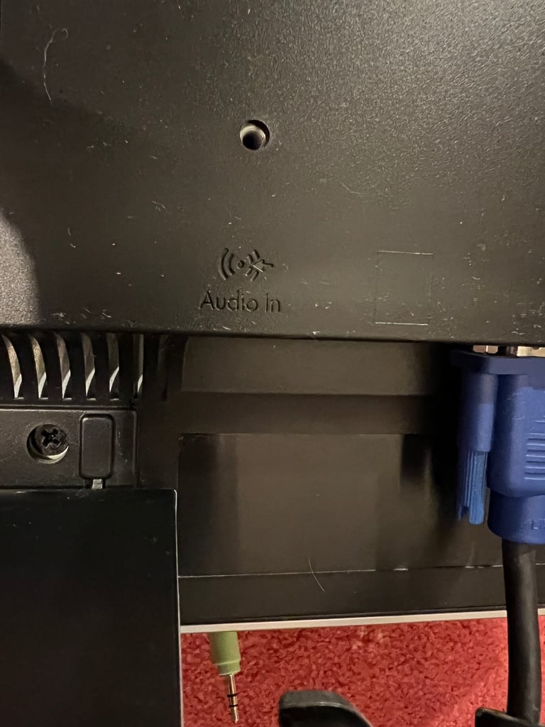 Free Hp PC monitor Old model 