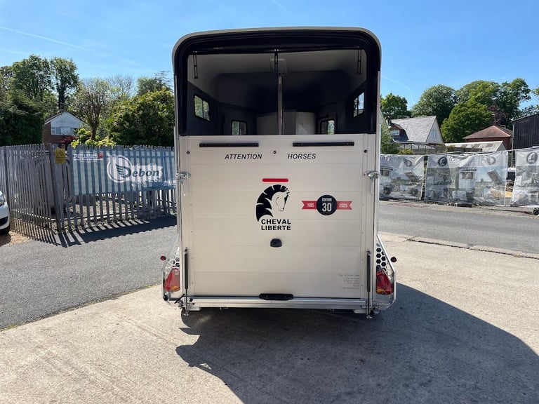 Cheval Liberte Touring Country 2 horse trailer with tack room, Brand New, £6800 + VAT