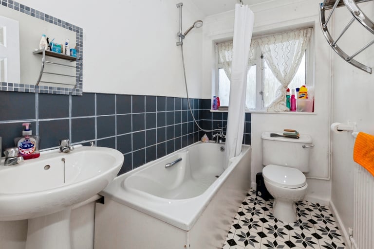 1 Bed Maisonette in Slough (SL2)
