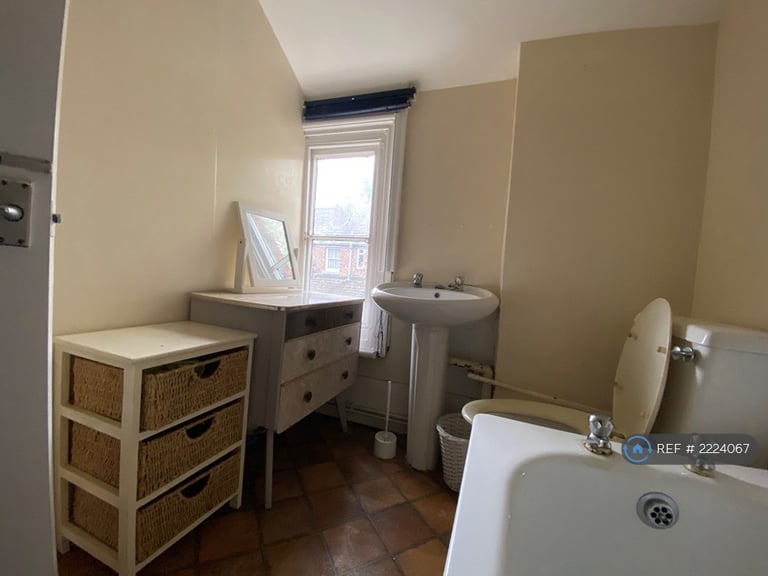 Studio flat in South Albert Road, Liverpool, L17 (#2224067)