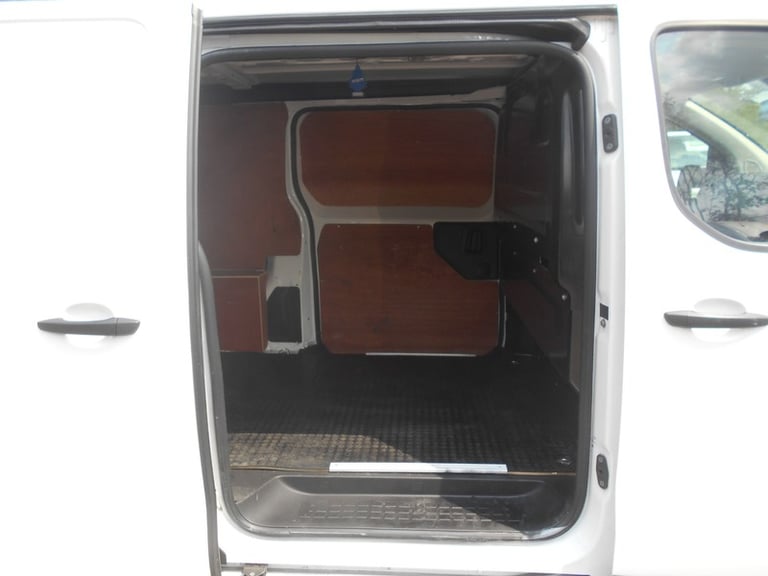 Vauxhall Vivaro 2022 L2H1 F3100 DYNAMIC S/S NO VAT