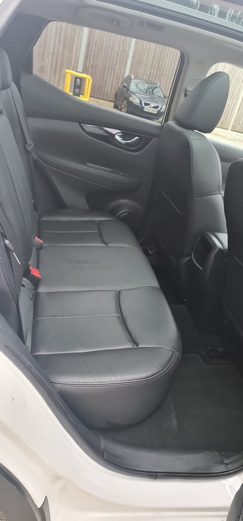 Nissan Qashqai Tekna (2014) 1.6 dCi Tekna SUV 5dr Diesel 109k Warranted Miles