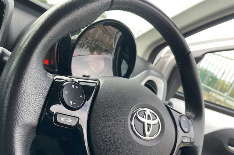 2021 Toyota AYGO 1.0 VVT-i x-play Hatchback 5dr Petrol Manual Euro 6 (Safety Sense) (71 ps) Hatch...