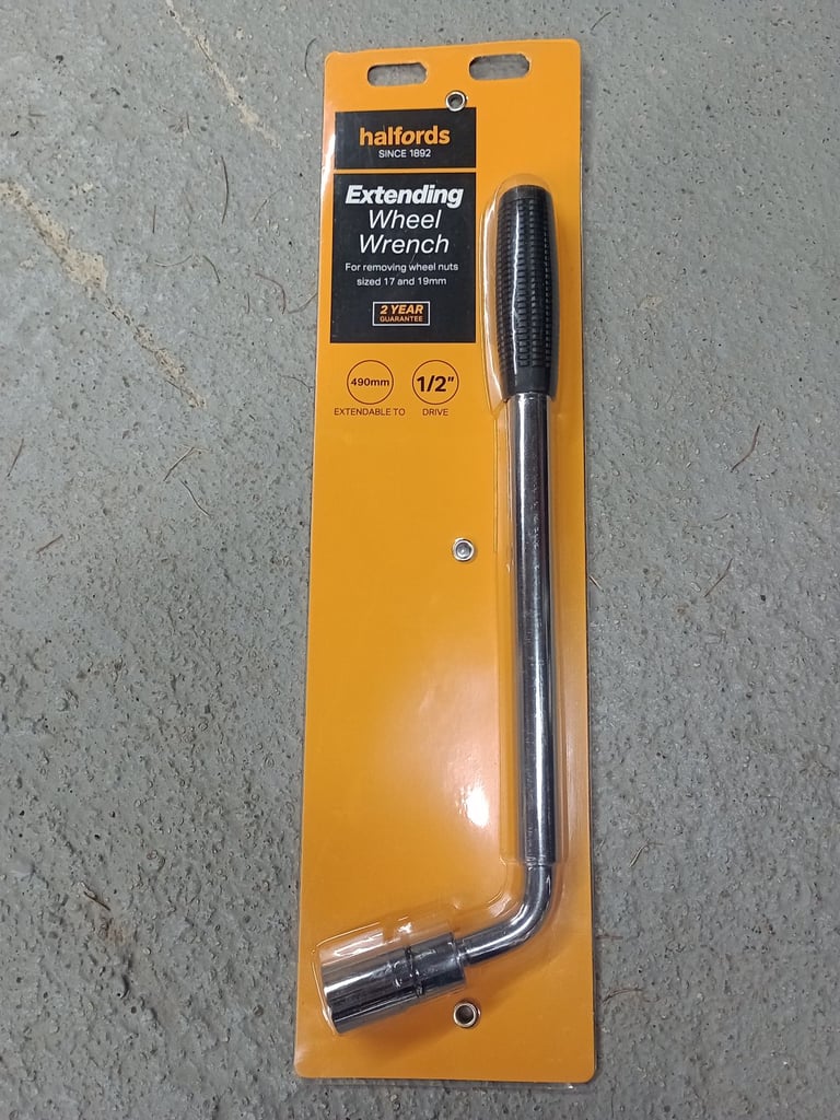 image for New Halfords Extending Wheel Wrench 